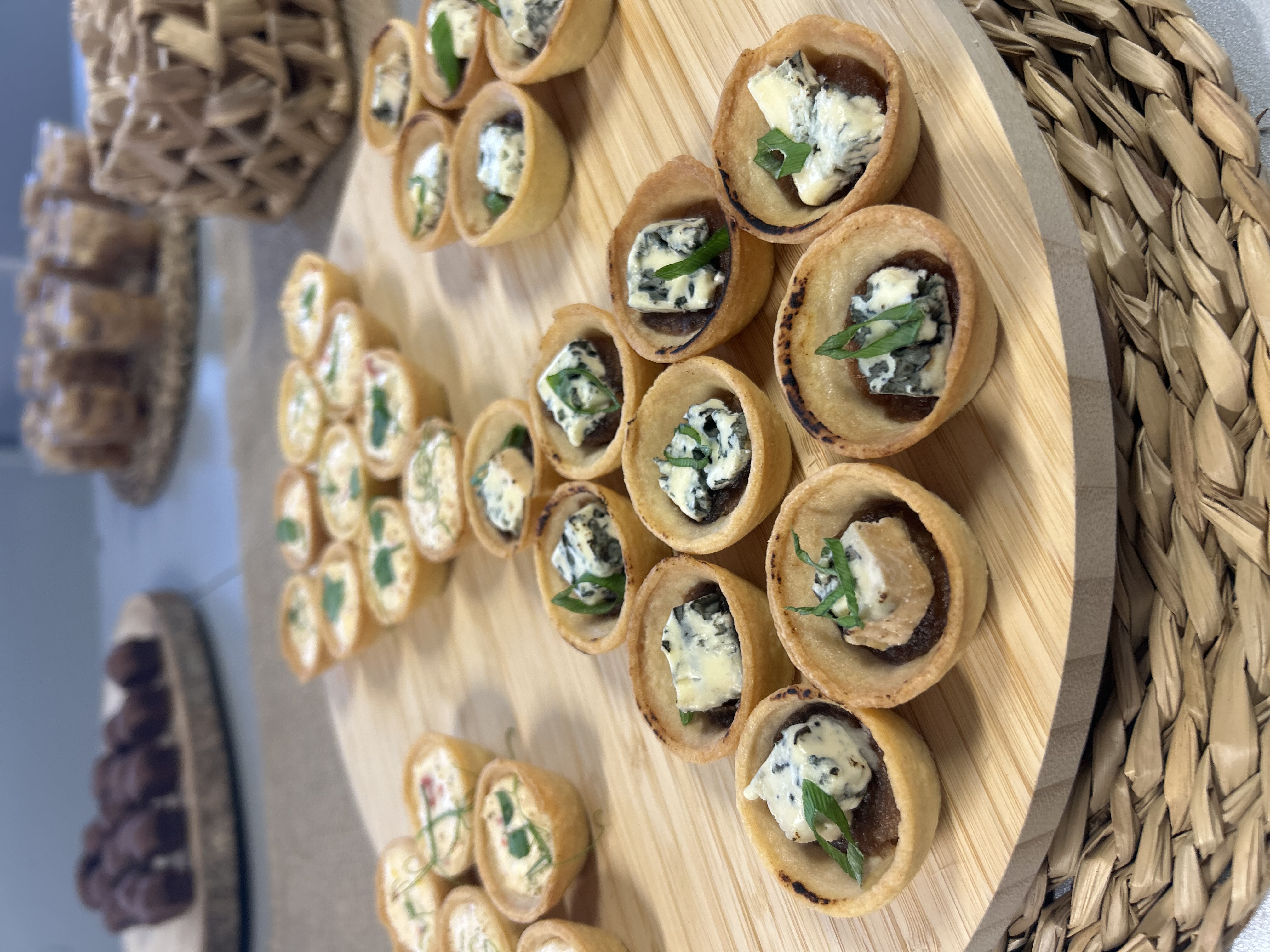 Cocktail dinatoire Toulouse, traiteur classique